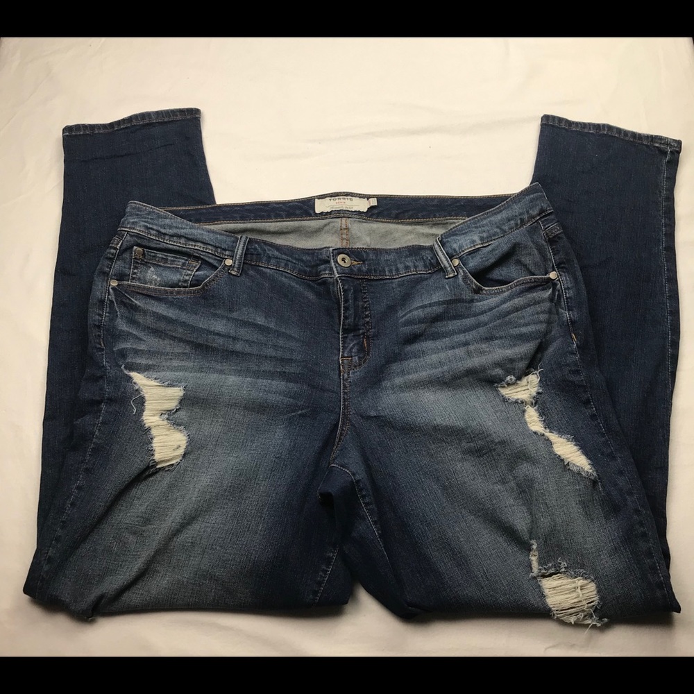 TORRID women’s plus ripped blue jeans size 22XT
